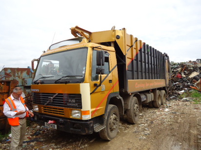 VOLVO FL10 8X4 BIN WAGON